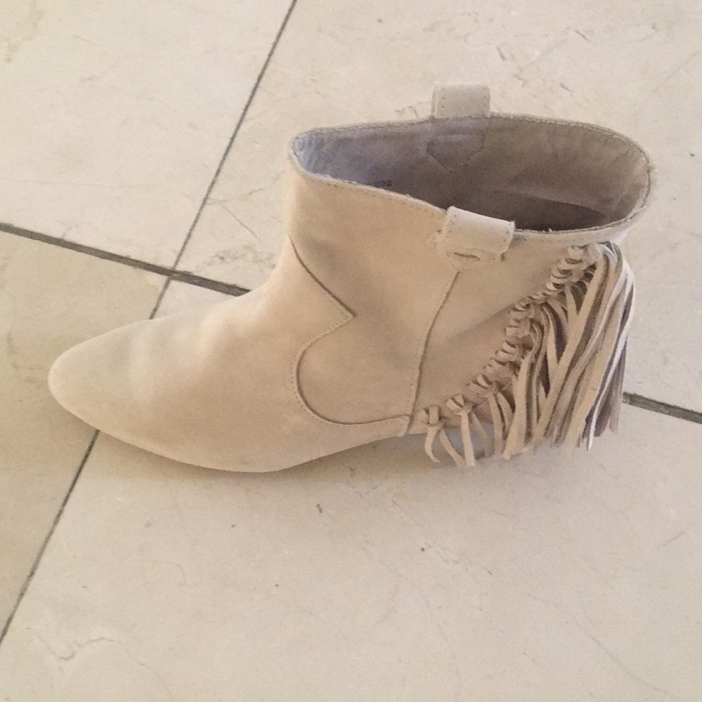 Mini boots - Picture 2 of 3